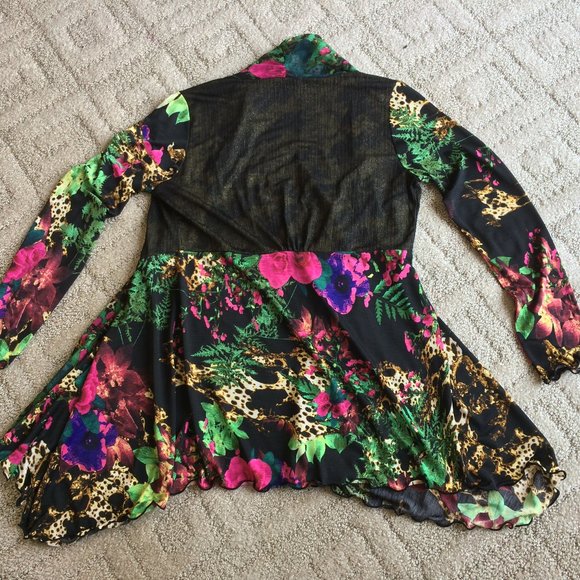 Zion long sleeve floral open front top Size M - Picture 2 of 15